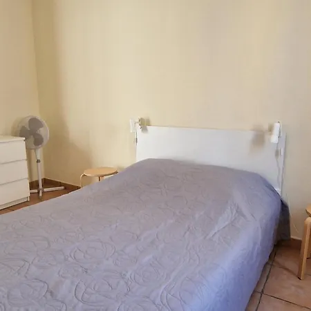 F3 En Centre-ville De Avec Terrasse - Fr-1-309-58 * Banyuls-sur-Mer