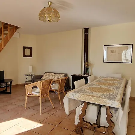 F3 En Centre-ville De Avec Terrasse - Fr-1-309-58 *