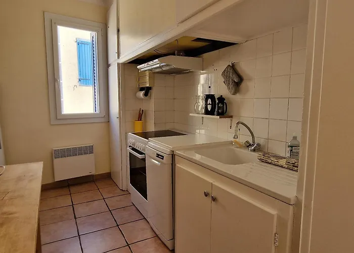 F3 En Centre-ville De Avec Terrasse - Fr-1-309-58 Διαμέρισμα