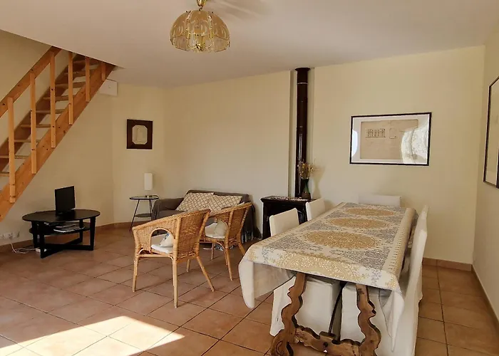 F3 En Centre-ville De Avec Terrasse - Fr-1-309-58 *