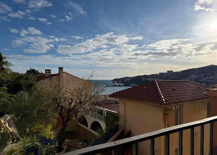Διαμέρισμα F3 En Centre-ville De Avec Terrasse - Fr-1-309-58 *